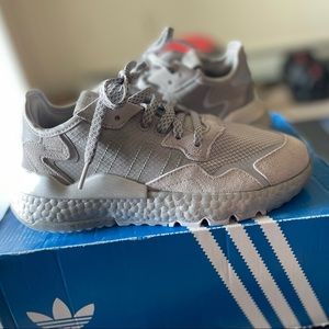 Adidas Nite Jogger Woman’s Size 7
